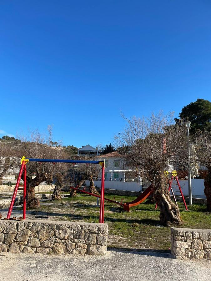 Amare Apartments Bobovisca Dış mekan fotoğraf