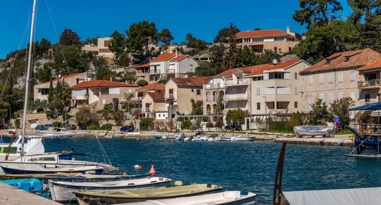 Amare Apartments Bobovisca Dış mekan fotoğraf