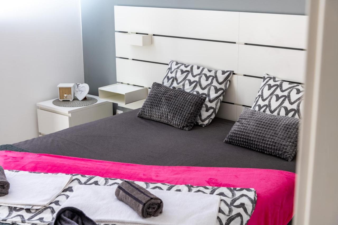 Amare Apartments Bobovisca Dış mekan fotoğraf