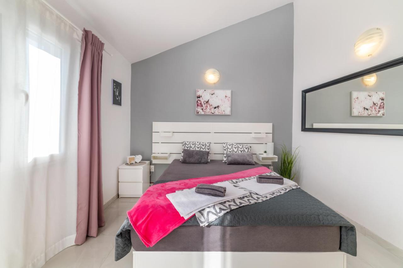 Amare Apartments Bobovisca Dış mekan fotoğraf