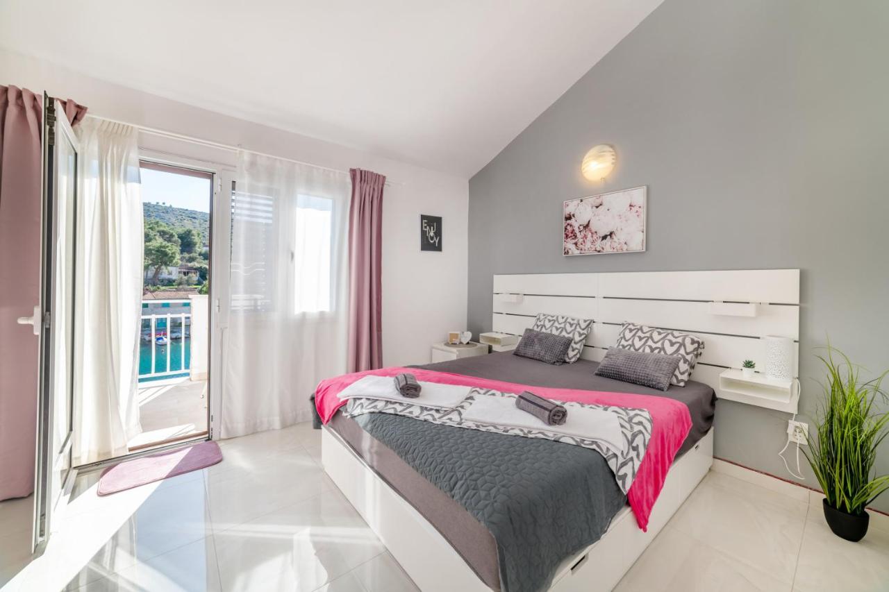 Amare Apartments Bobovisca Dış mekan fotoğraf