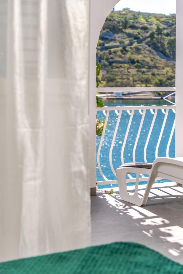 Amare Apartments Bobovisca Dış mekan fotoğraf