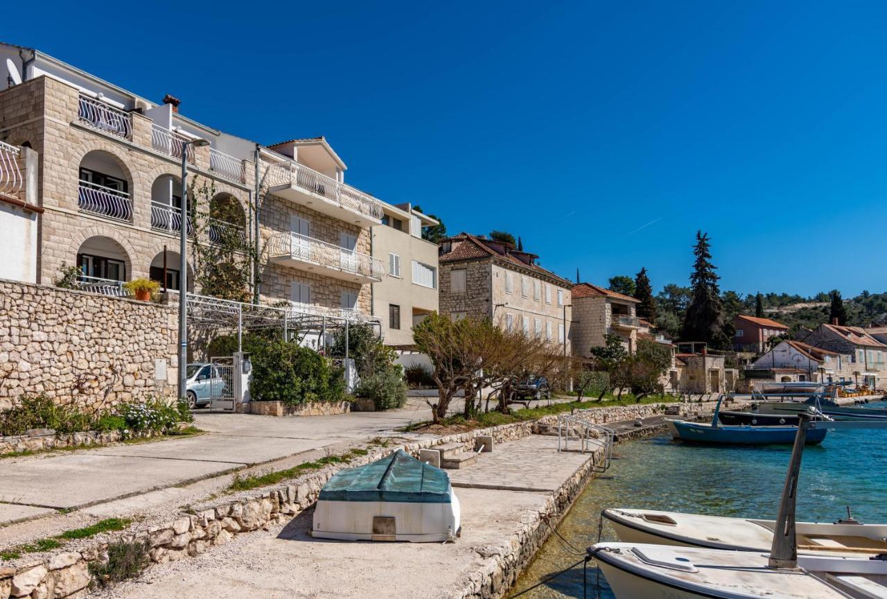 Amare Apartments Bobovisca Dış mekan fotoğraf