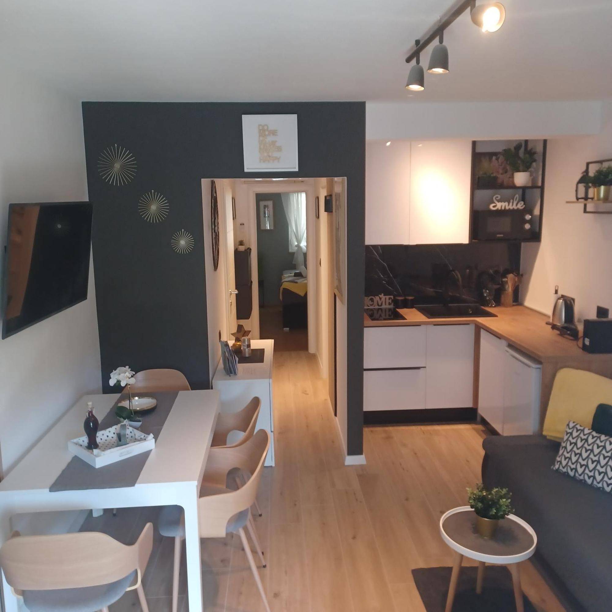 Amare Apartments Bobovisca Dış mekan fotoğraf